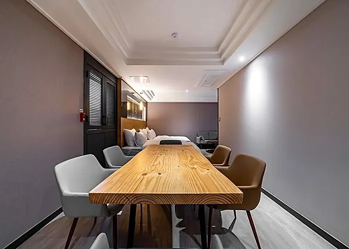 Hotel Gangnam Amare 2*